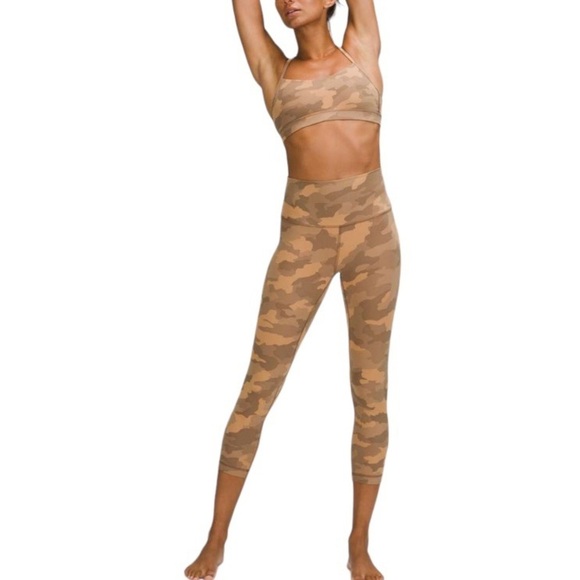 Lululemon Align High-Rise Crop 23"
Heritage 365 Camo Beige Multi size 14 - Picture 2 of 9